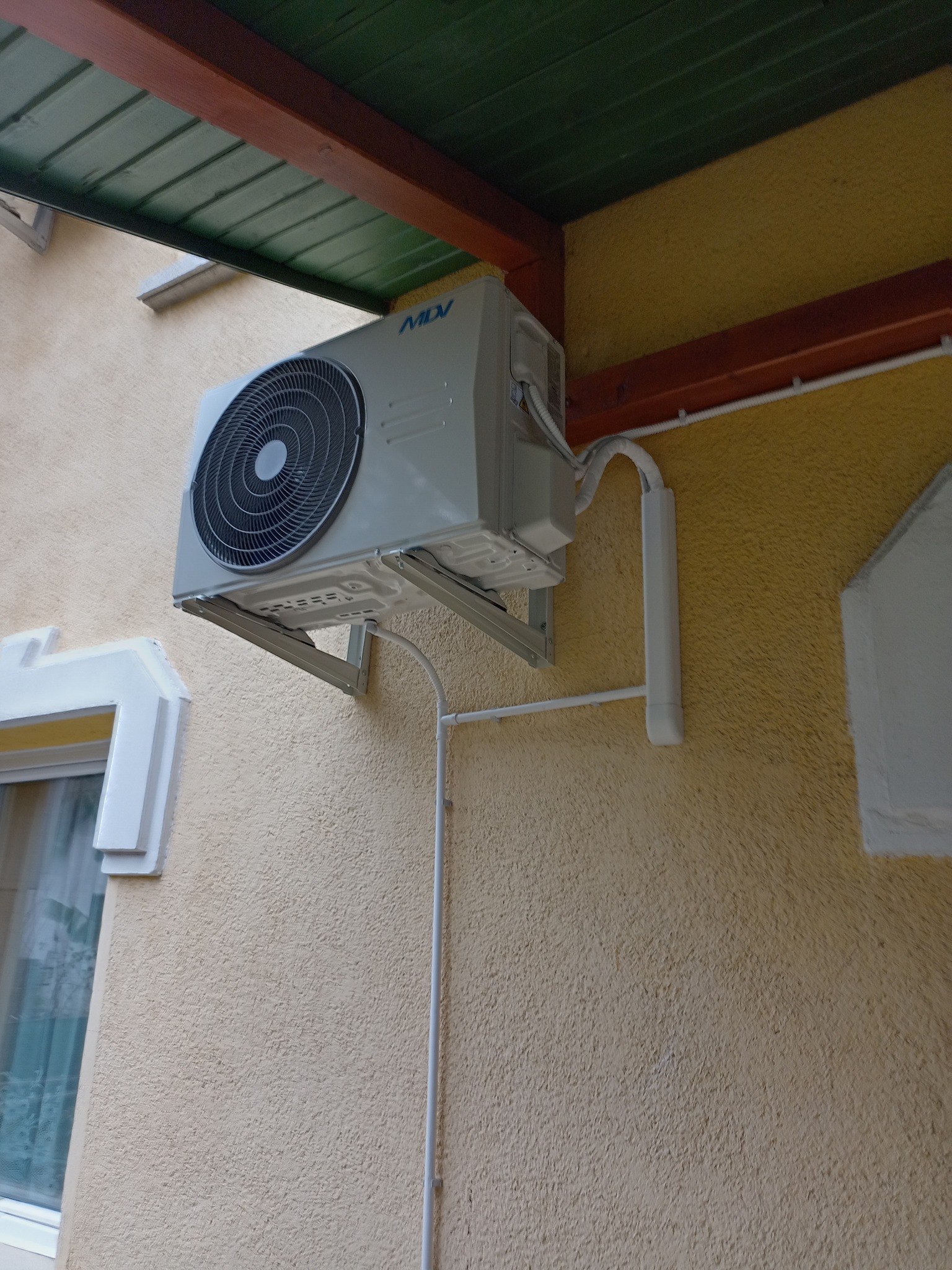 480256506_1023709883111324_42576184262675574_n Referenciák