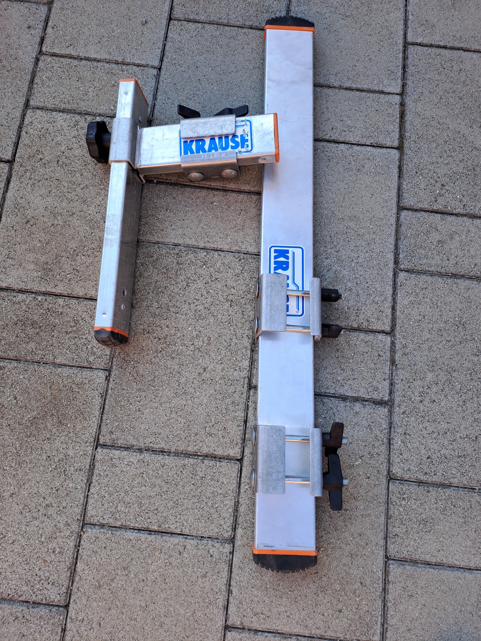 485979657_1050150653800580_7506549151649732547_n Rólunk / Felszerelés, szerszámok, gépek