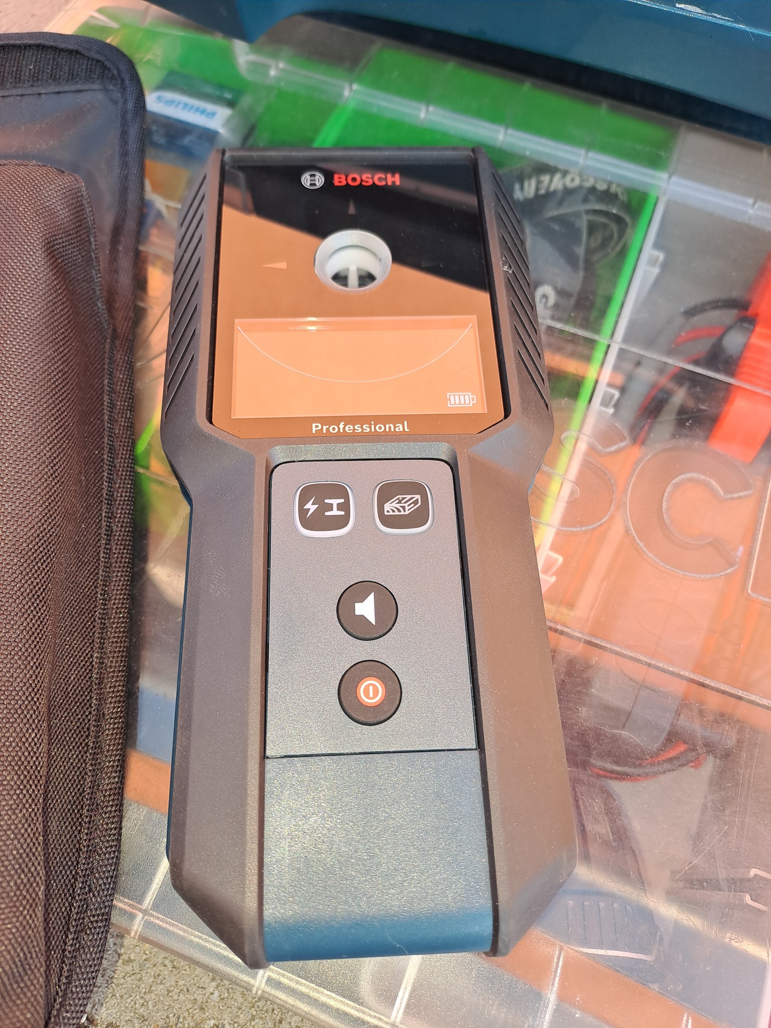 486249812_1050150780467234_5321340202968647476_n-1 Rólunk / Felszerelés, szerszámok, gépek