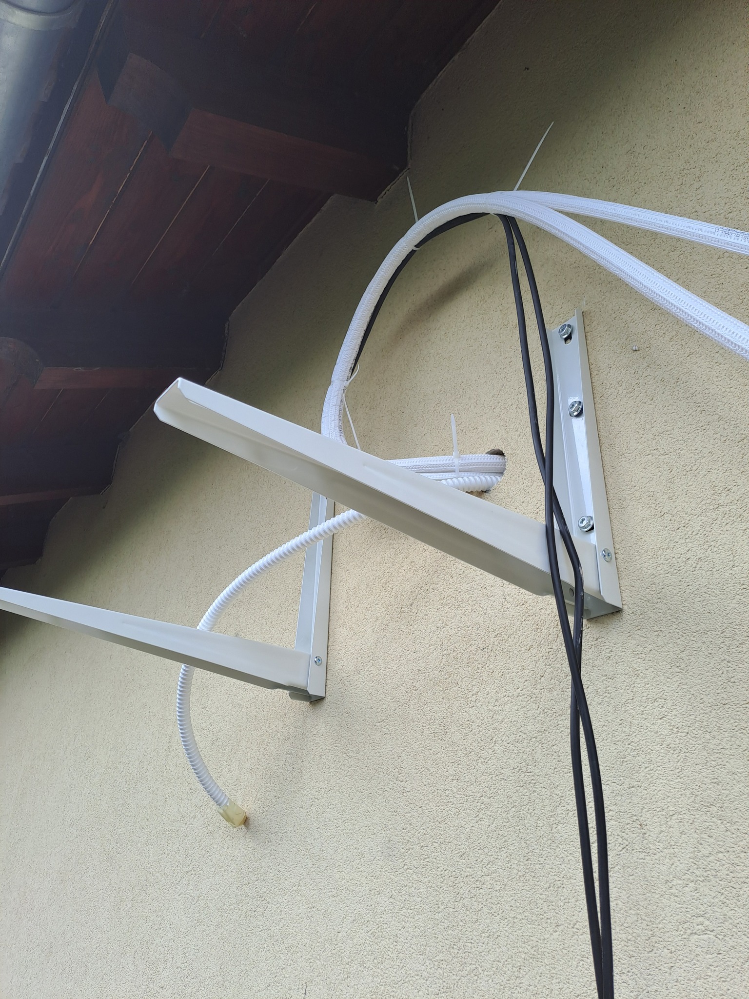 524678353_1148760010606310_1629365530979273316_n Referenciák