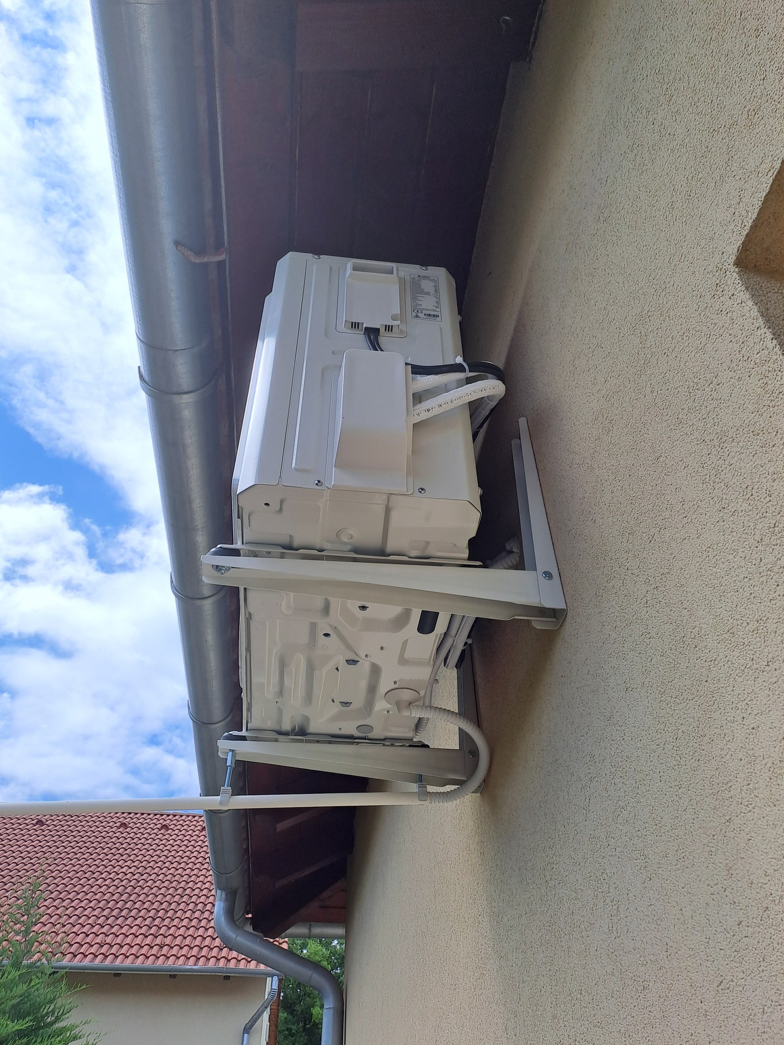 524703746_1148760343939610_3556213204352120674_n Referenciák