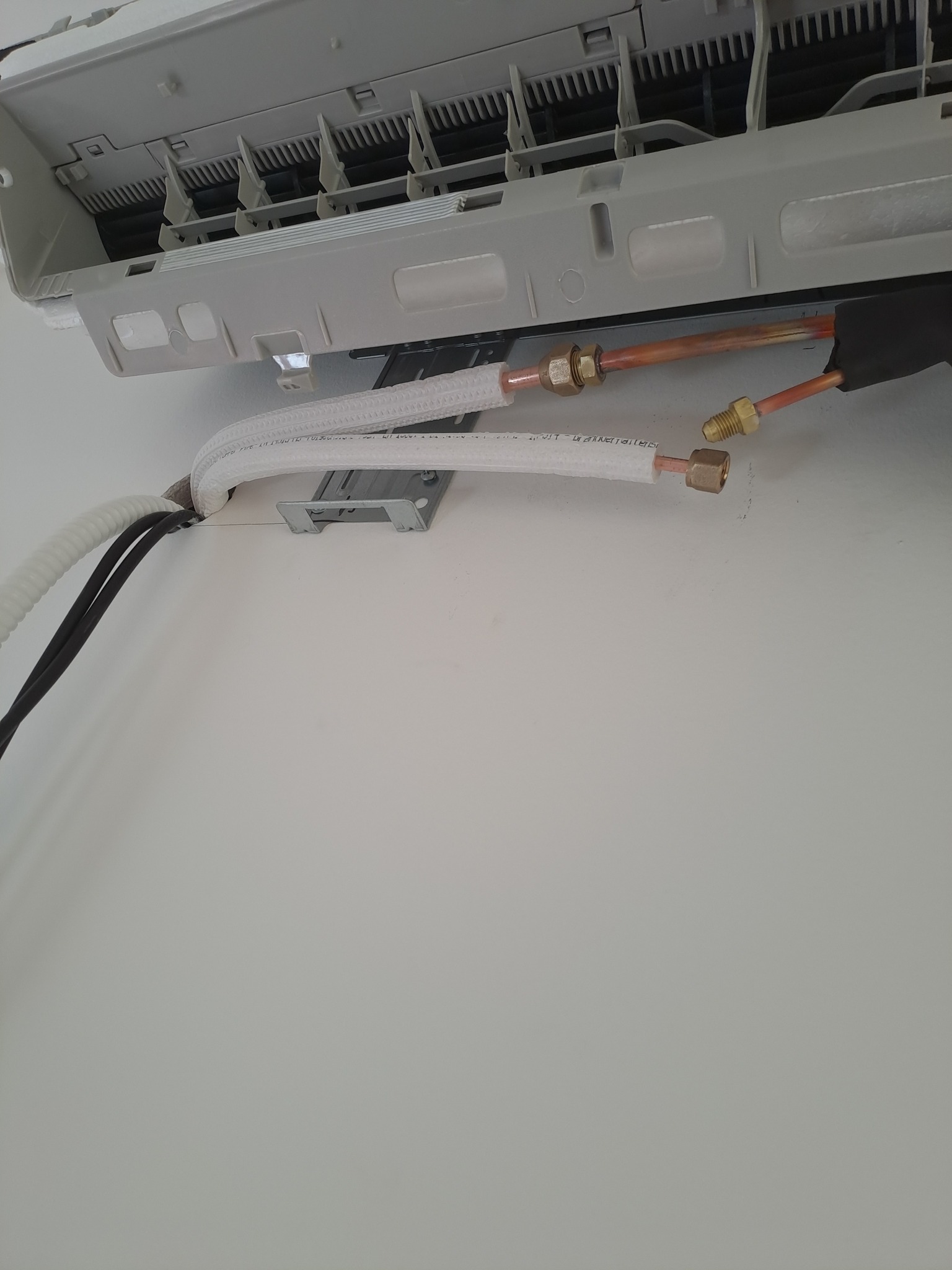 525566672_1148749777274000_2570911482114902424_n Referenciák