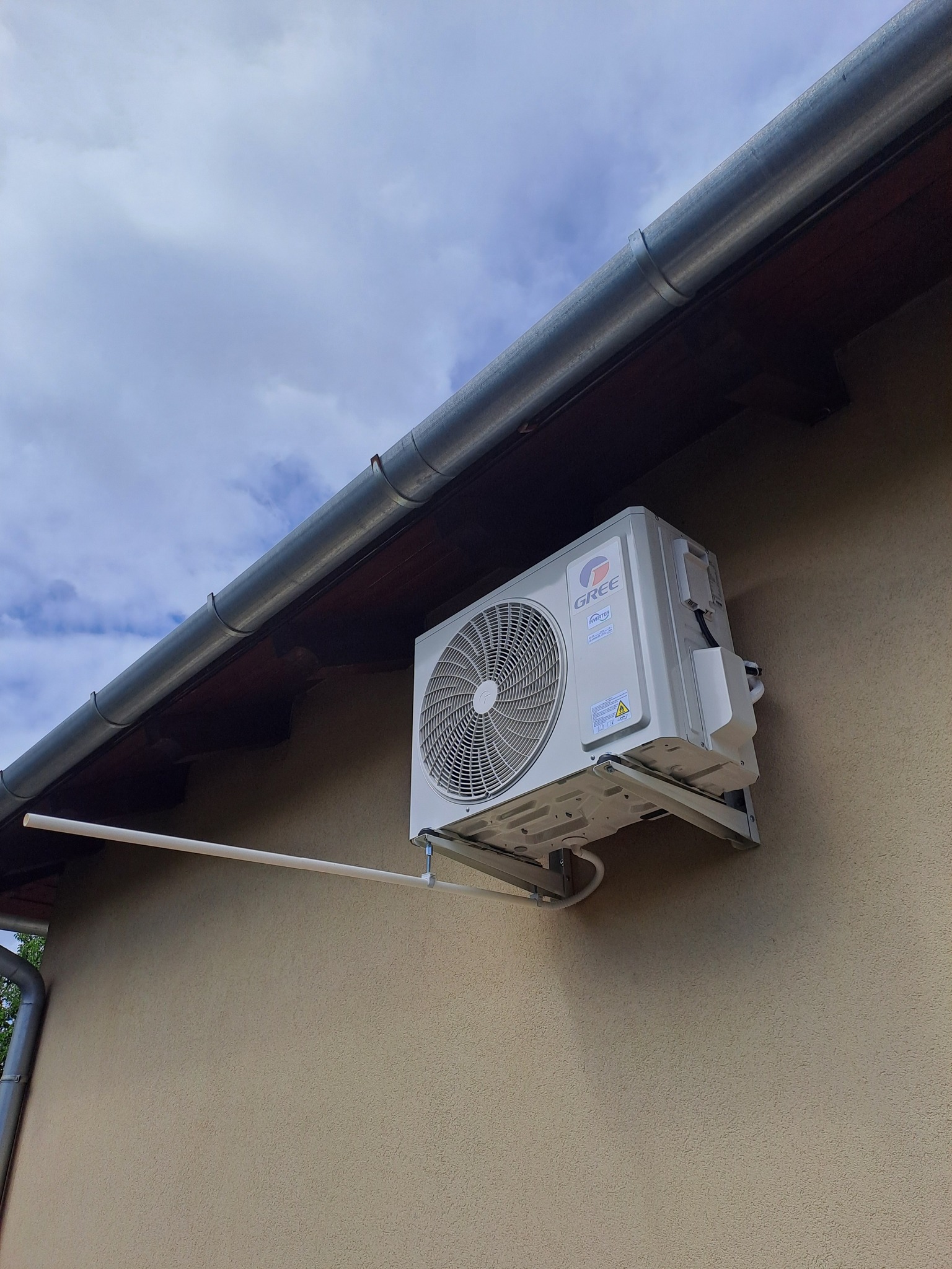 525630731_1148760470606264_8354719345263190130_n Referenciák