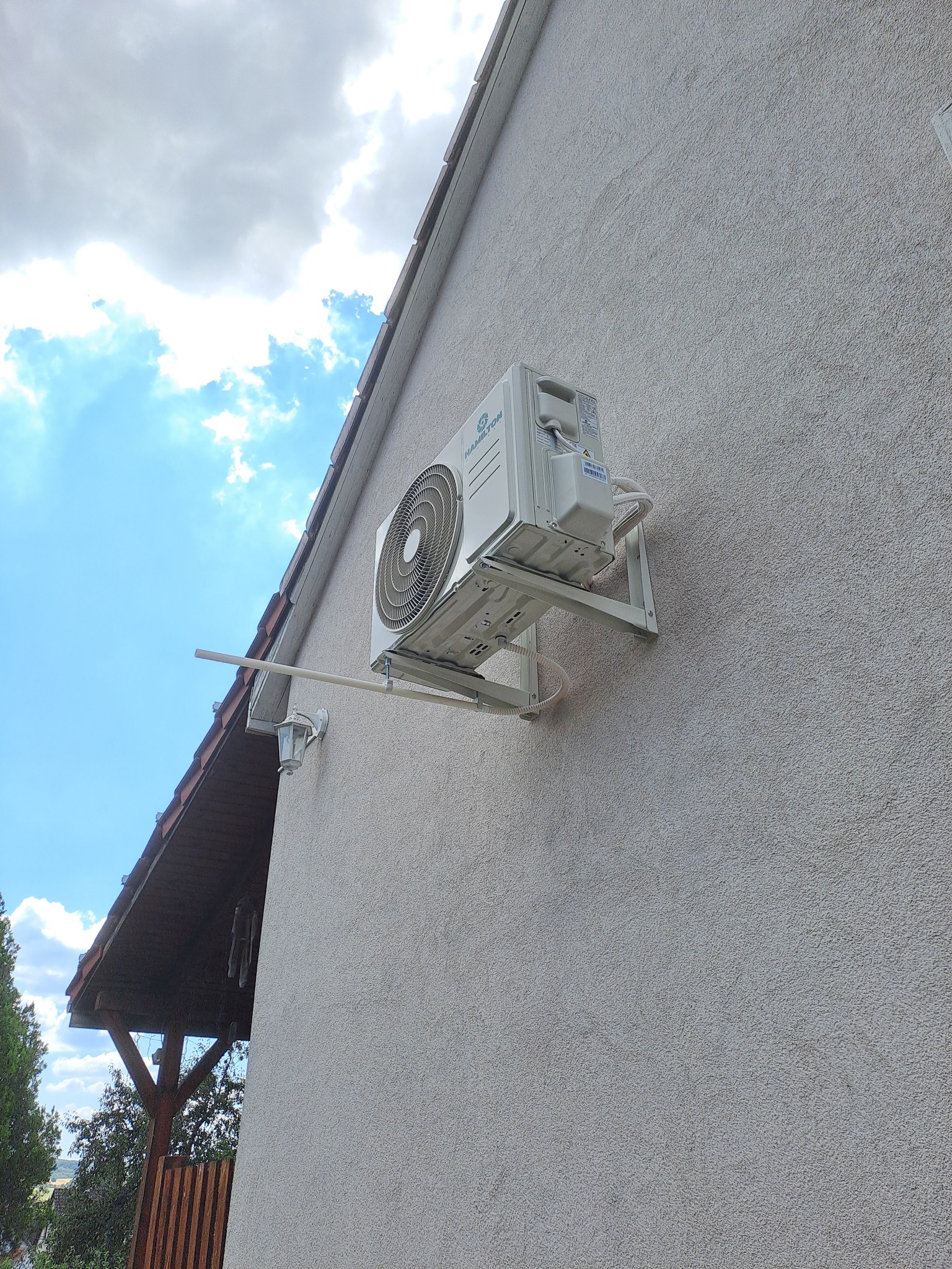 528245168_1155925776556400_4502234963967204667_n Referenciák